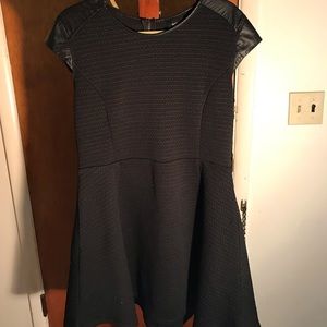 Black Above-knee dress w faux-leather cap-sleeves